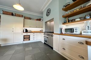 Kitchen- click for photo gallery